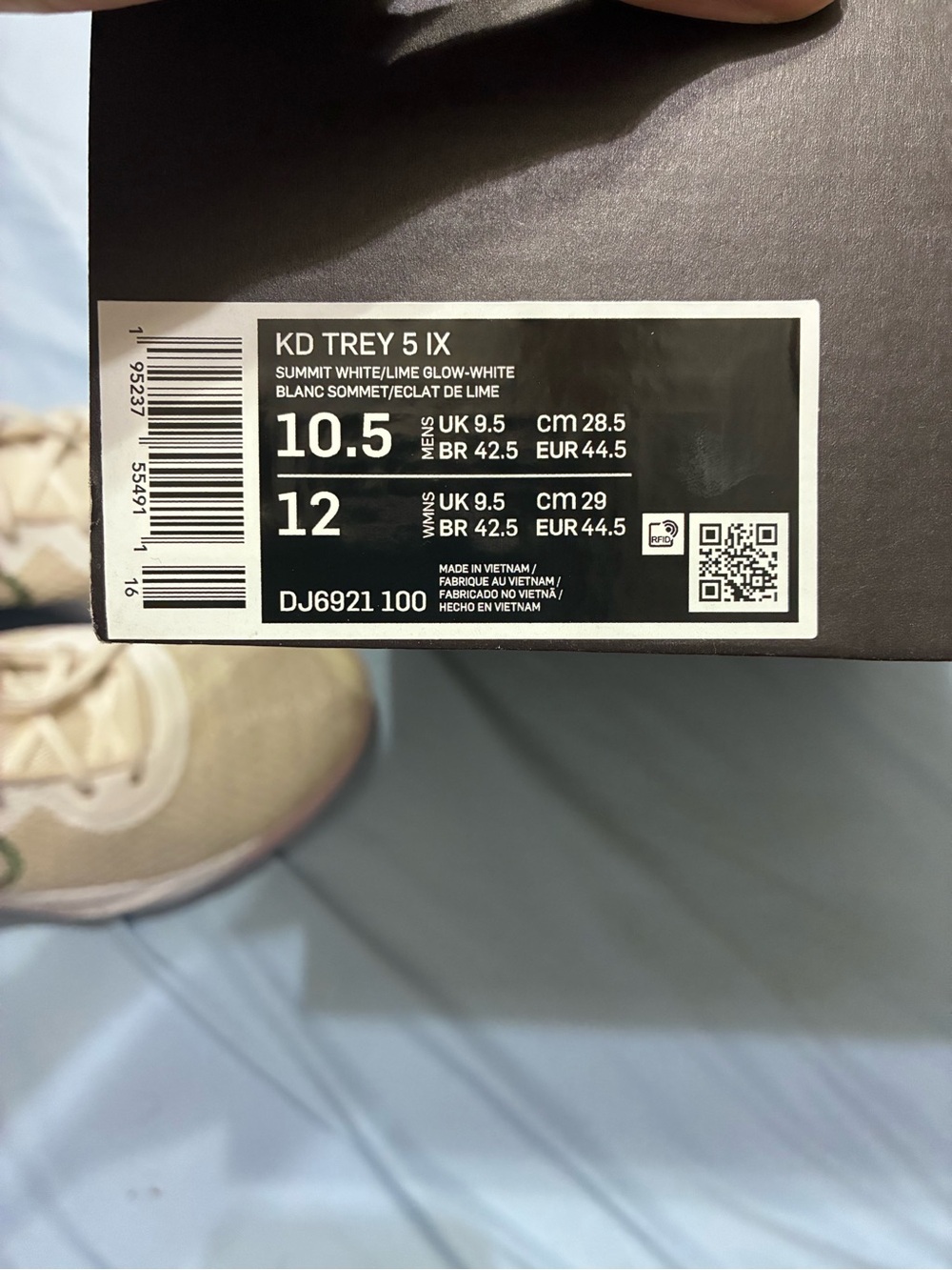 Nike KD Trey 5 IX Kids Sneakers in Summit White and Lime Glow